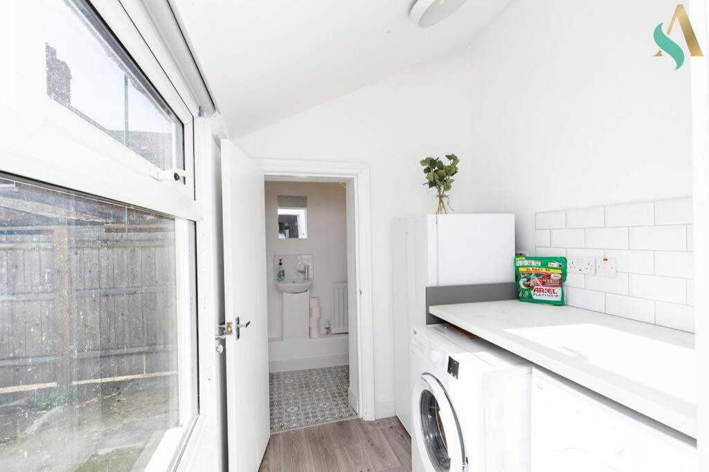 רדקאר 5 Double Bedrooms With Ensuites - Teesside House Tsac מראה חיצוני תמונה